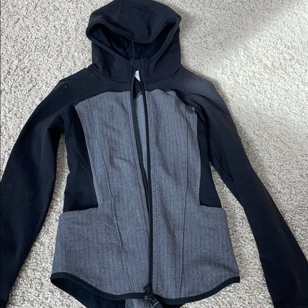Black and gray ivivva jacket
